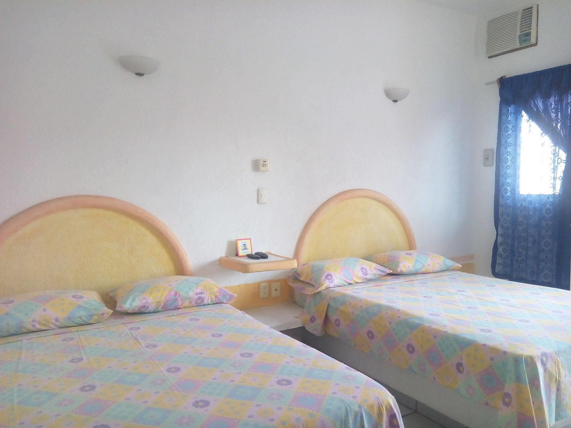Hotel Sarabi บารา เดอ นาวีดัด ภายนอก รูปภาพ